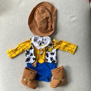 Baby Disney Woody costume 6-9 mo